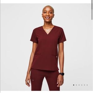 FIGS maroon scrub set